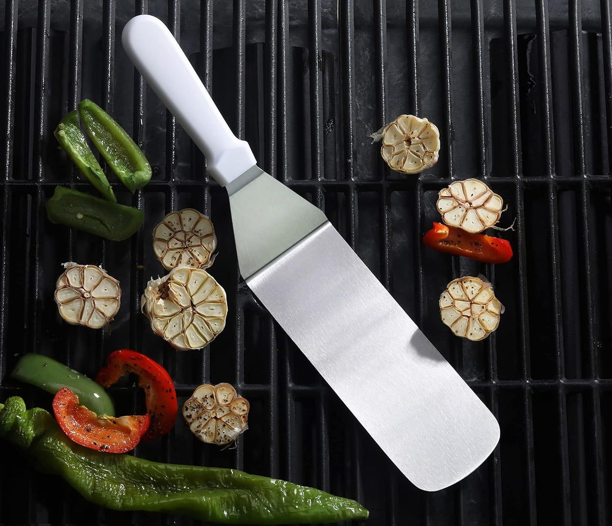 New Star Foodservice Commercial Grade Plastic Handle Flexible Grill Turner/Spatula, 14.5-Inch, White